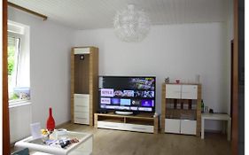 Casa Mya Flat With Gardenaccess And Terrase